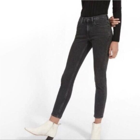 Everlane Black Raw Hem Ankle Crop Straight Leg Jeans Size 24 - Picture 1 of 9